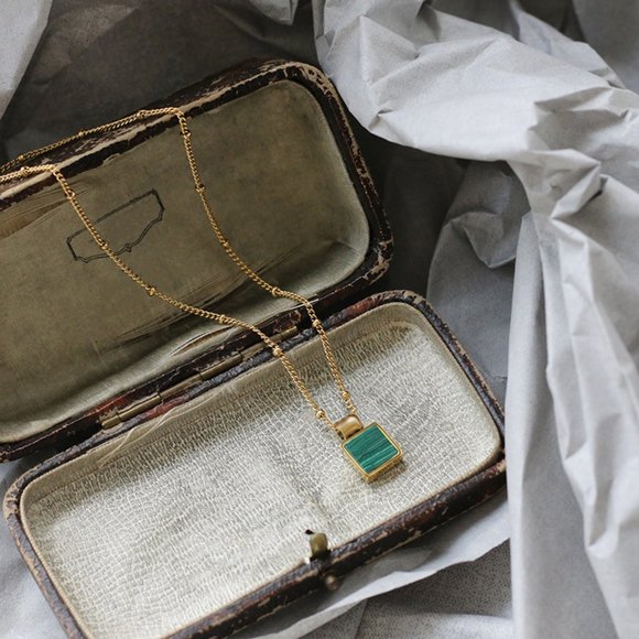 NEW 18K Gold Plated Square Malachite Necklace - Picture 7 of 8